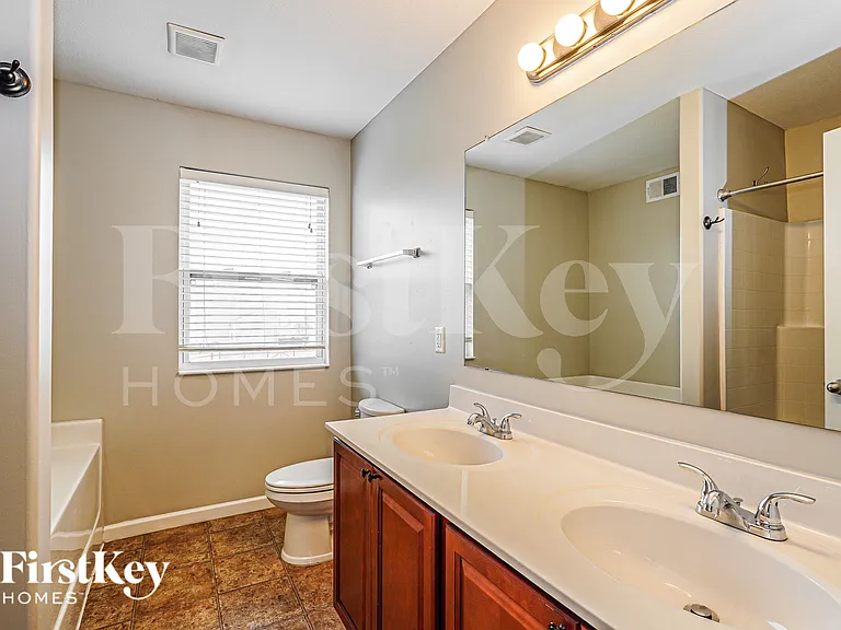 21 Hawthorne Dr — Photo 14
