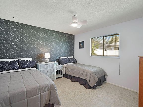 5th image of 816 SW 9th Ave