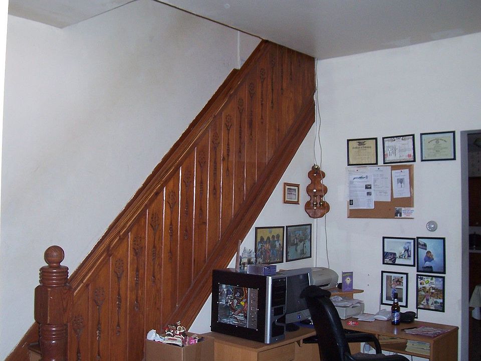 2nd image of 52 S Newberry St