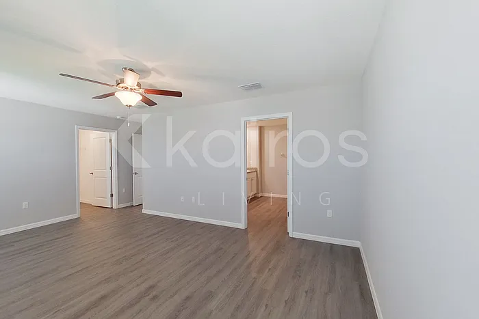 8677 SW 44th Ct — Photo 14