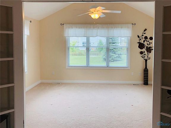 5th image of 26413 Stillwater Dr