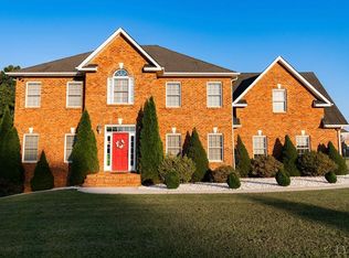 1018 Rio Ln, Forest, VA 24551