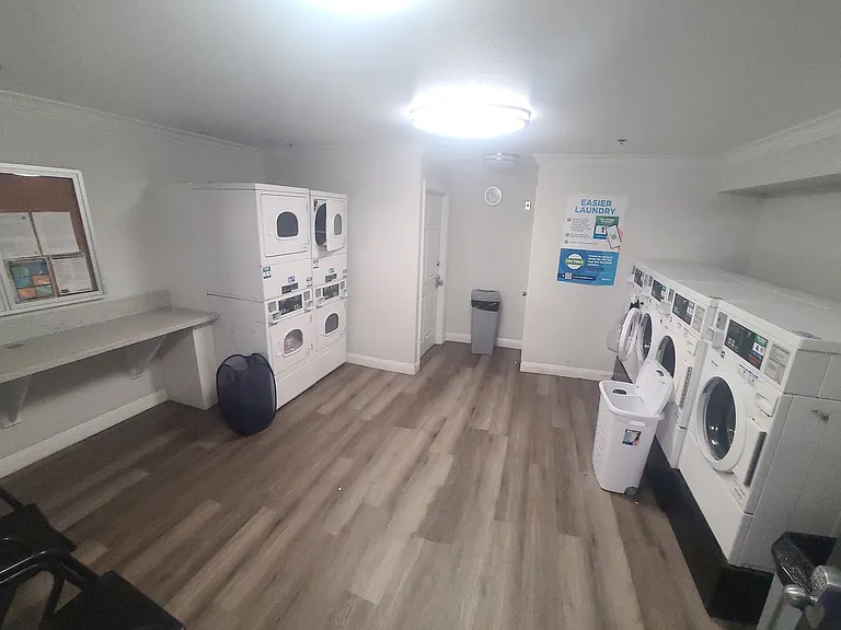 Georgia Regency Senior Apartments — Photo 14