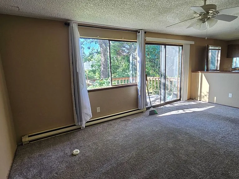 1361 Lahti Dr — Photo 3