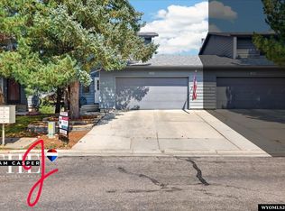 1020 Surrey Ct, Casper, WY 82609
