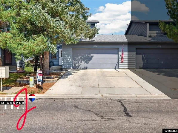 1020 Surrey Ct, Casper, WY 82609