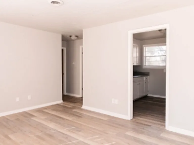 615 Cedarwood Dr — Photo 51
