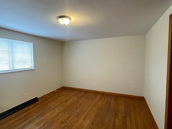 5th image of 104 Hollywood Blvd #3