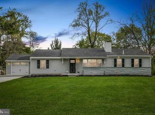 632 Overlook Dr, Downingtown, PA 19335