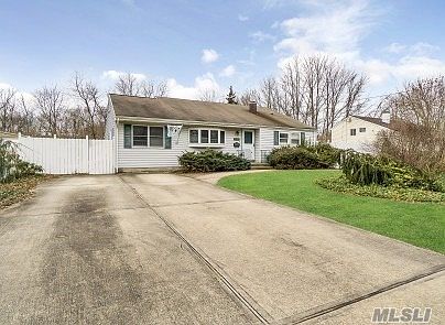 1st image of 3014 Watch Hill Ave