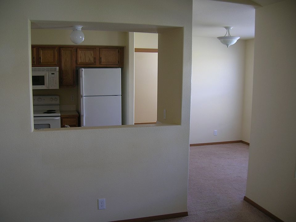 2nd image of 6305A Chapel Hill Blvd