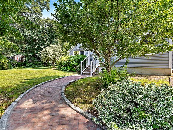 2nd image of 26 Westwood Drive