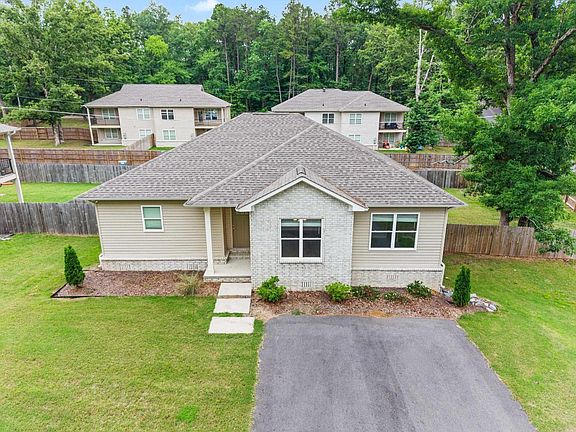 2nd image of 105 & 109 Pocola Dr