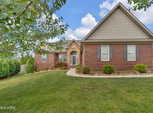 479 Flagstone Blvd, Lenoir City, TN 37772