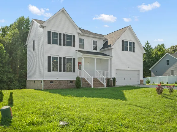 5924 Roland Smith Dr, Gloucester, VA 23061