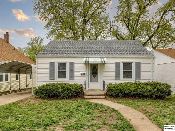 2308 N 61st St, Omaha, NE 68104