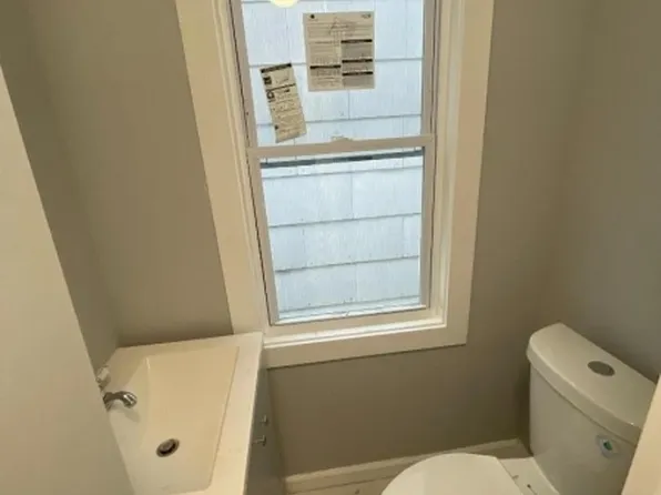 142 S 10th St, Newark City, NJ 07107