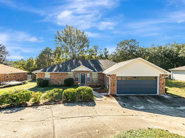 1315 Jefferyscot Dr, Crestview, FL 32536