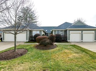 32 Pebble Beach Dr #32, Bedford, NH 03110