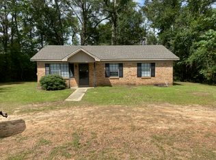 100 Cherry Dr, Grove Hill, AL 36451