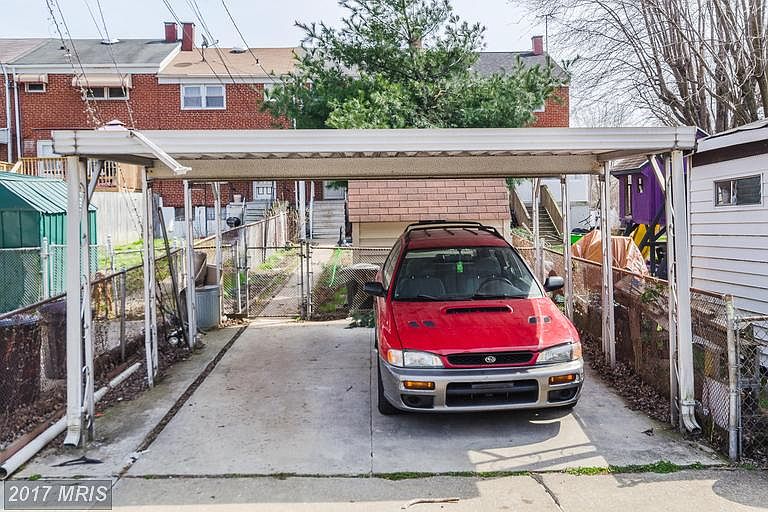 2nd image of 1516 Williams Ave