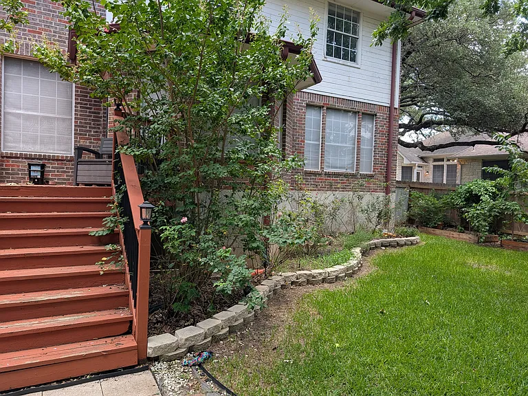 9910 Jasmine Creek Dr — Photo 14