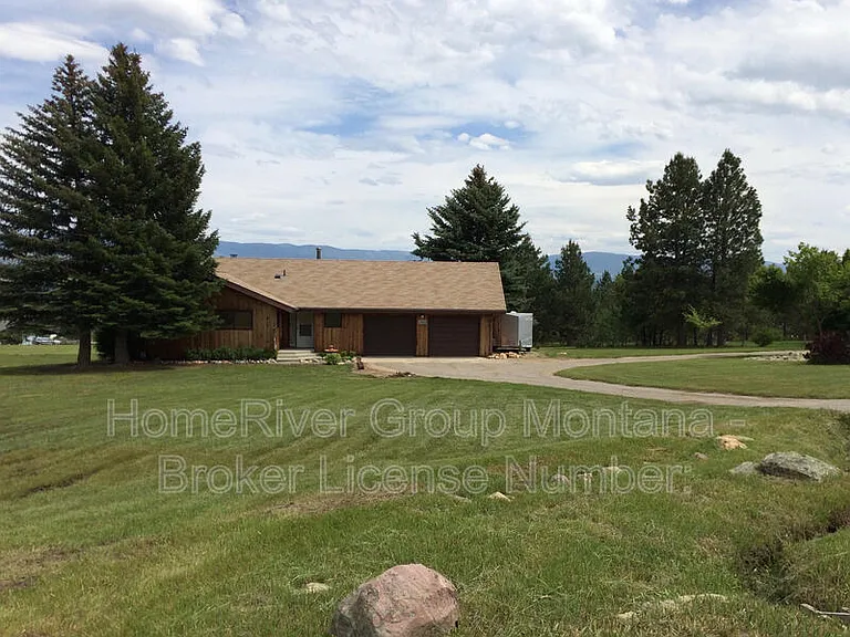21800 Jones Rd — Photo 1
