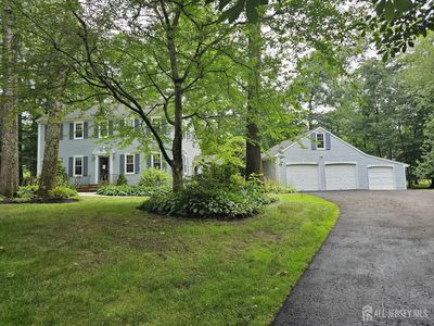 17 Gloucester Ct, East Brunswick, NJ, 08816