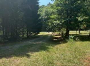 806 McSwain Rd, Chesnee, SC 29323