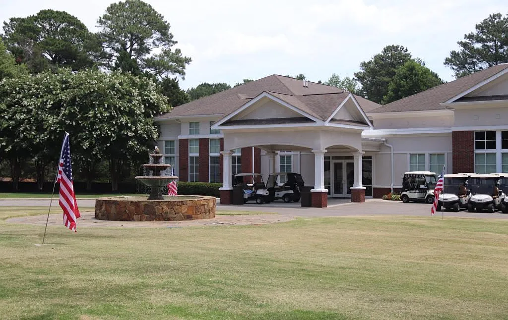 1415 Texas Square — Photo 2