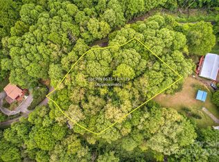 9999 Old Country Rd, Waynesville, NC 28786