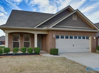 474 E Mossyleaf Dr SW, Huntsville, AL 35824
