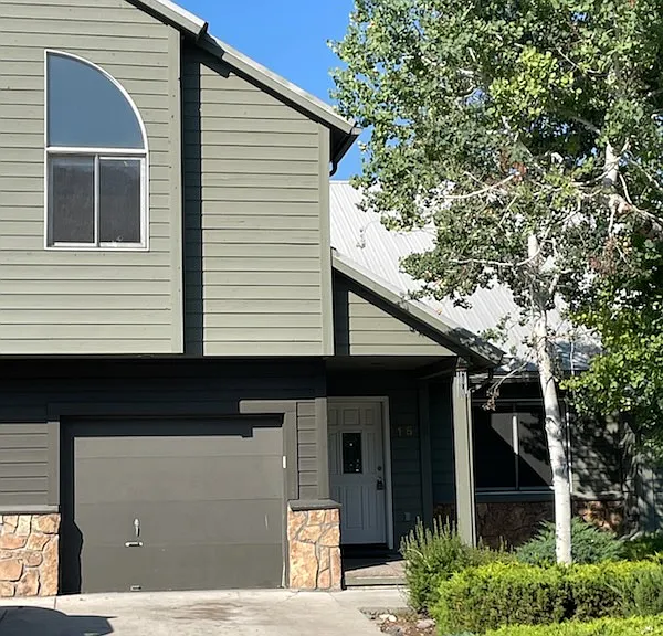 15 Sagewood Ct — Photo 1