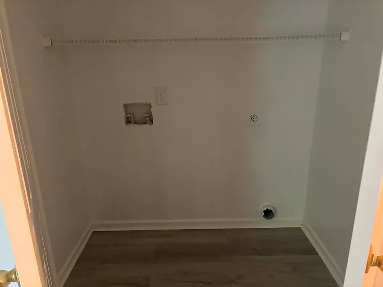 2021 Textile Dr — Photo 9