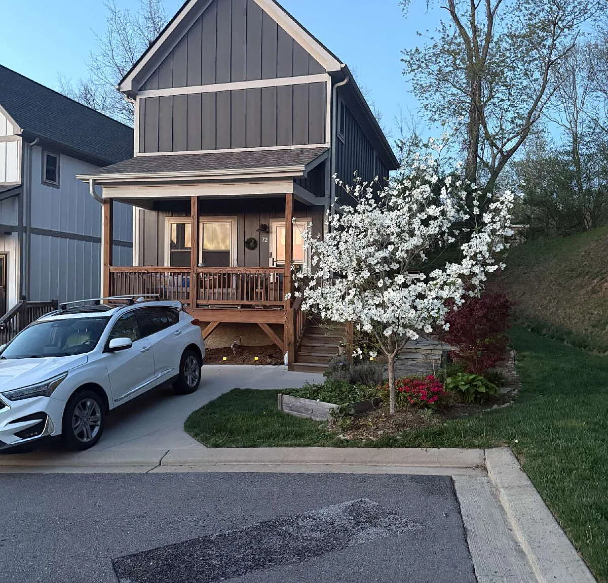 2 bed, 2.5 bath, 1156 sqft, $2,350 — Photo 1