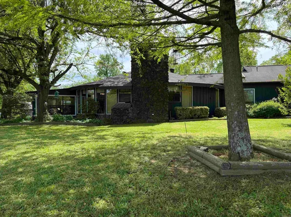 656 Polk Rd #63, Mena, AR 71953