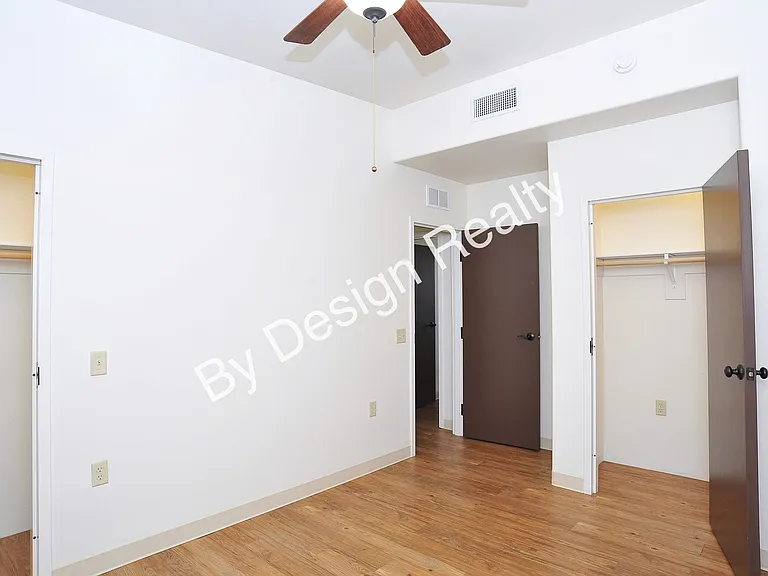 1040 E Halcyon Rd — Photo 35