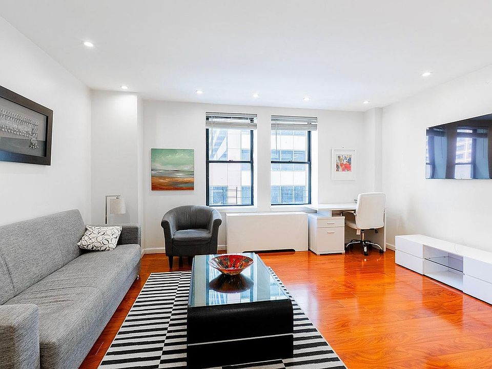1st image of 150 W 51st St APT 825