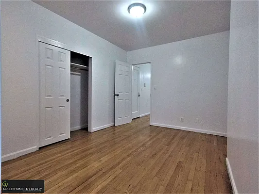 Rented by Green Home NY Realty LLC | media 18