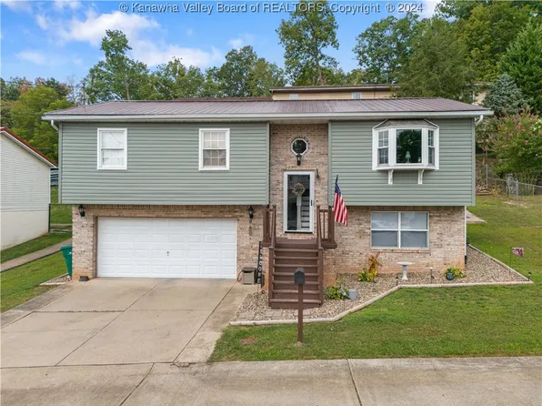 3 Wick Ln, Cross Lanes, WV 25313