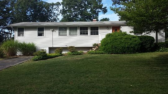 2nd image of 8 Herd Ln