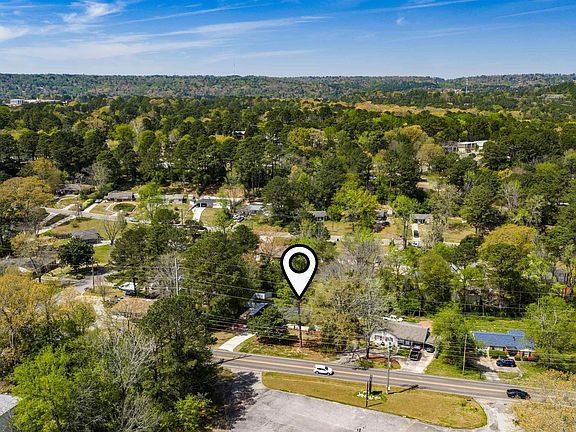 2nd image of 2204 Rocky Ridge Rd