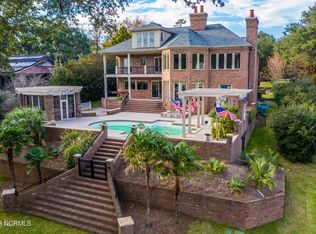360 Olde Point Loop, Hampstead, NC 28443