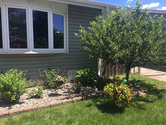 5th image of 9541 Farmer Dr
