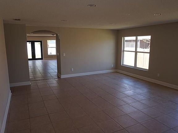 2nd image of 12925 Los Alamitos Ct