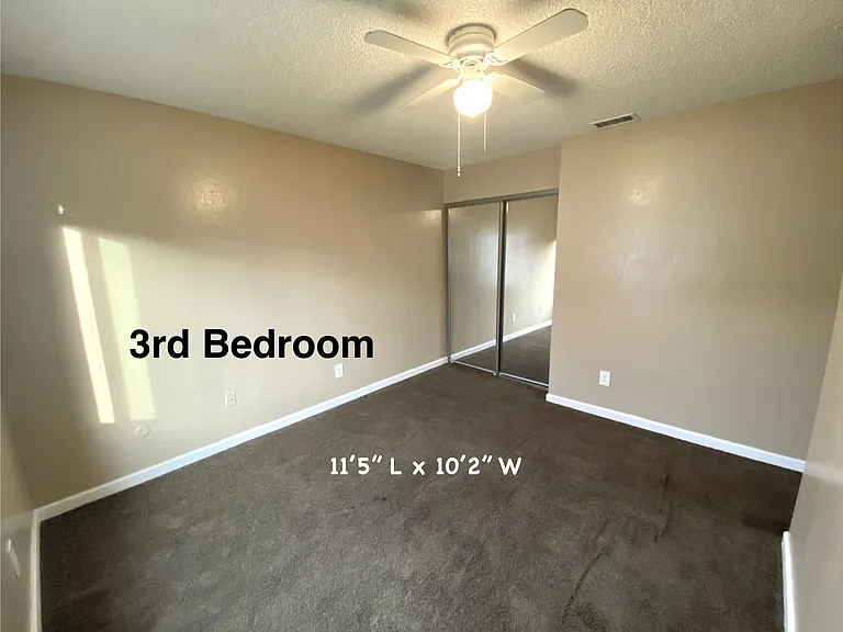 7708 La Mancha Way — Photo 16