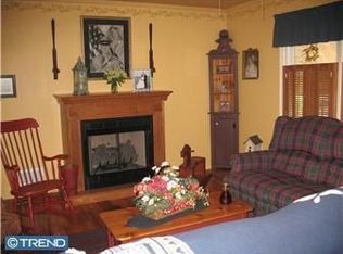 5 Miry Cir, Hamilton, NJ 08619