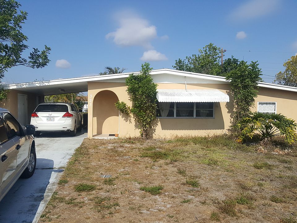 1st image of 323 Canyon Dr N