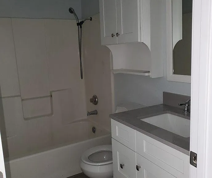 52 Nelson Ave #B — Photo 11