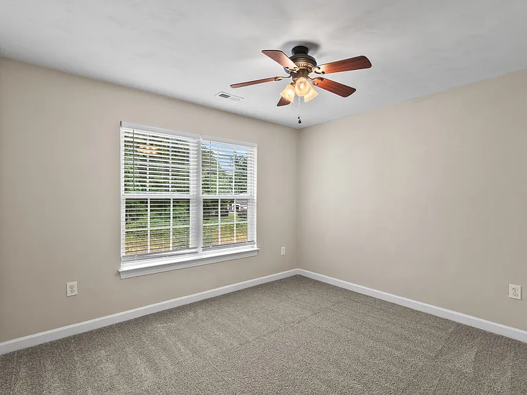712 Tallahassee Dr — Photo 34